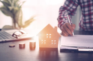 Les tendances et principaux enseignements du baromètre des prix de l’immobilier ( LPI – iad juillet 2023 ) 1 Tendances marché immobilier à juin 2023