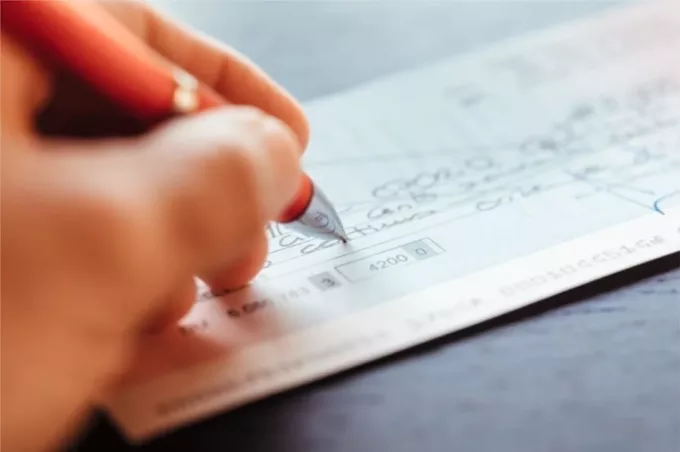 La charge de la preuve de la réception d’un chèque incombe au bailleur !